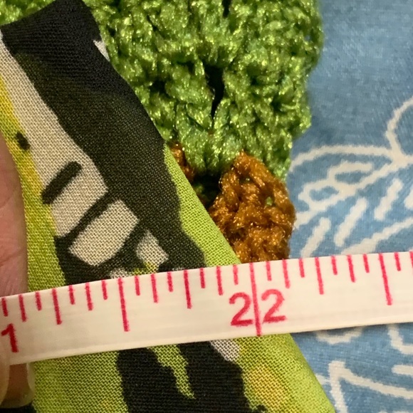 Green and black dress - Picture 8 of 9